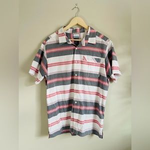 Columbia Striped Short Sleeve Button Down Size Large